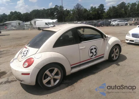 2008 Volkswagen New Beetle Black Tie Edition/Triple White из США, поврежденный, VIN 3VWFW31C98M521453